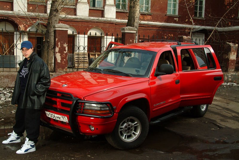 Создать мем: Dodge Durango I, dodge durango 1998-2003, dodge durango 1998