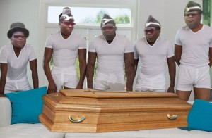 Create meme: meme 5 blacks, blacks carry the coffin, five blacks