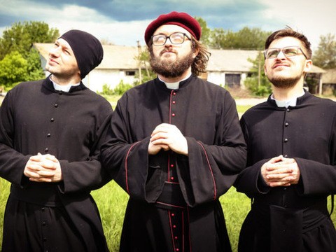 Создать мем: комедии, мужчина, православный священник