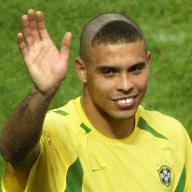 Create meme: Ronaldo , ronaldo's hairstyle 2002, Brazilian footballer ronaldo
