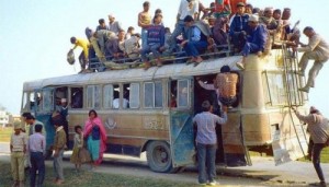 Создать мем: bus stop, iде маршрутка, як велика собача будка, какой автобус