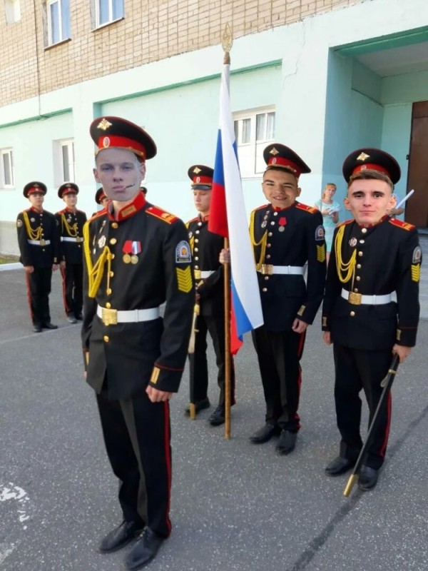 Создать мем: томский кадетский корпус, кгбоу кедровый кадетский корпус, иркутский кадетский корпус