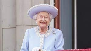 Создать мем: queen elizabeth, женщина, королева великобритании елизавета