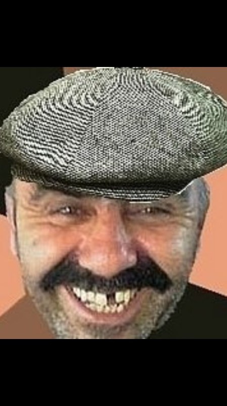 Создать мем: грузин в шляпе, мем ашот, грузин с усами и в кепке