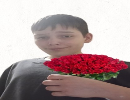 Create meme: teenager with flowers, student , bouquet boy