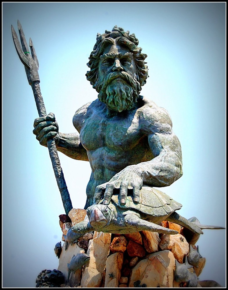 Create meme: Statue of Neptune Portugal, Statue of Neptune Gran Canaria, Statue of Neptune Kemer