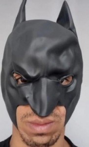 Создать мем: маска бэтмена резиновая, бэтмен маска, латексная маска бэтмена