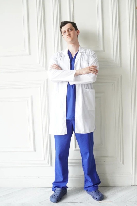 Create meme: the guy in the medical gown, doctor's robe, men's bathrobe 508 doctor big