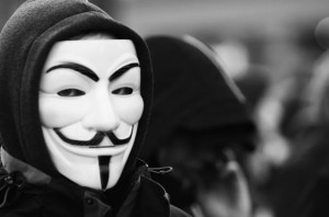 Создать мем: маленький анонимус, анонимус, маска анонимуса