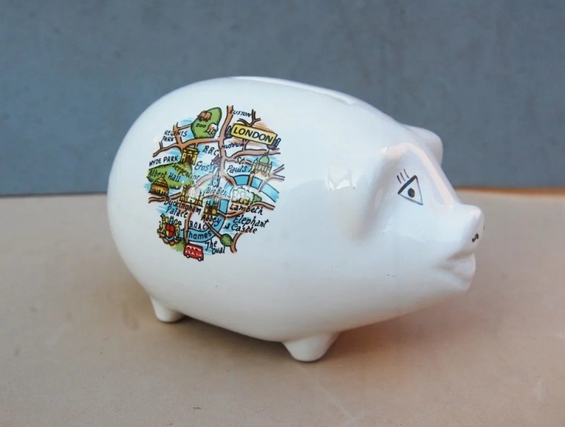 Create meme: piggy Bank pig, piggy bank , piggy