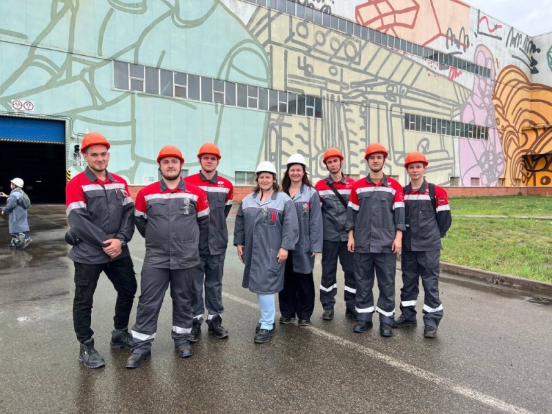Create meme: zaporizhstal employees, Metallurgist, rusal sayanogorsk plant