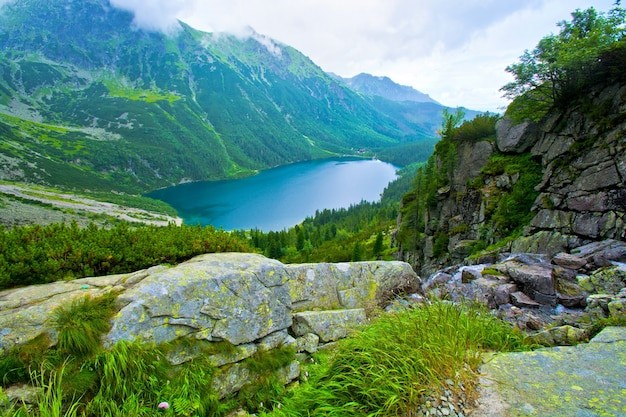 Создать мем: озеро оберзее германия, пейзажи норвегии, гейрангер горы