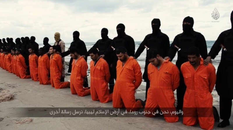 Создать мем: игиловцы, казнь коптов в ливии 2015, казнь христиан в египте