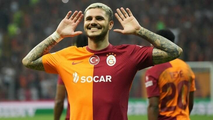 Создать мем: galatasaray maçı, мужчина, мауро икарди