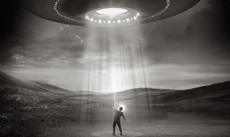 Create meme: ufo abduction, unidentified flying object, kidnapping 