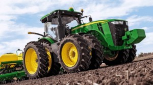 Создать мем: трактор john deere, трактор джон дир 8430, трактор john deere 8335r