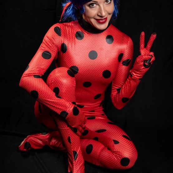Create meme: costume lady bug, Cosplay lady Bug, lady bug costume