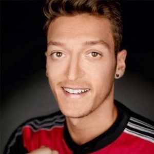 Создать мем: озил, mesut özil, mesut ozil