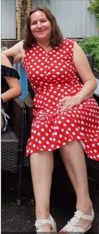 Create meme: woman , polka dot dress for overweight women, girl in a dress