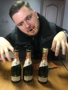 Создать мем: темное пиво, beer, алкоголь