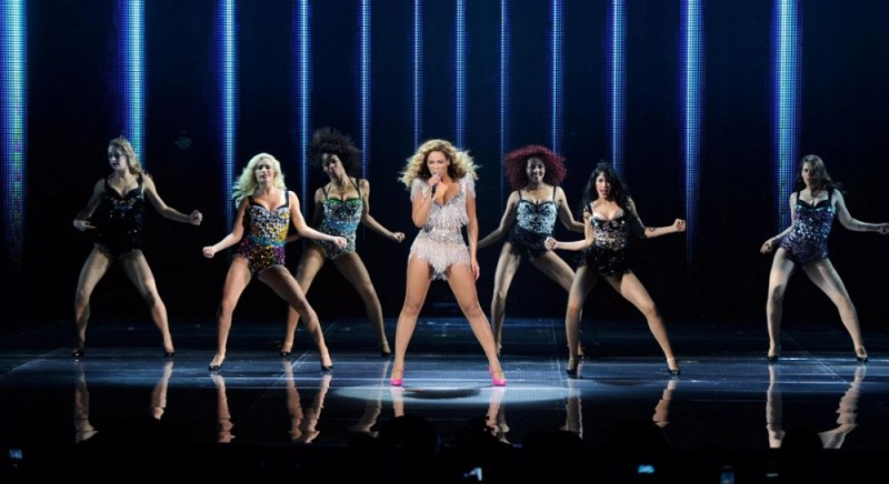 Create meme: Beyonce's backup dance, Beyonce , girl 