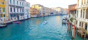 Создать мем: гранд канал в венеции, венеция канал гранде без воды, мост риальто в венеции