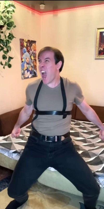 Create meme: suspenders, suspenders for men, men's shoulder bag