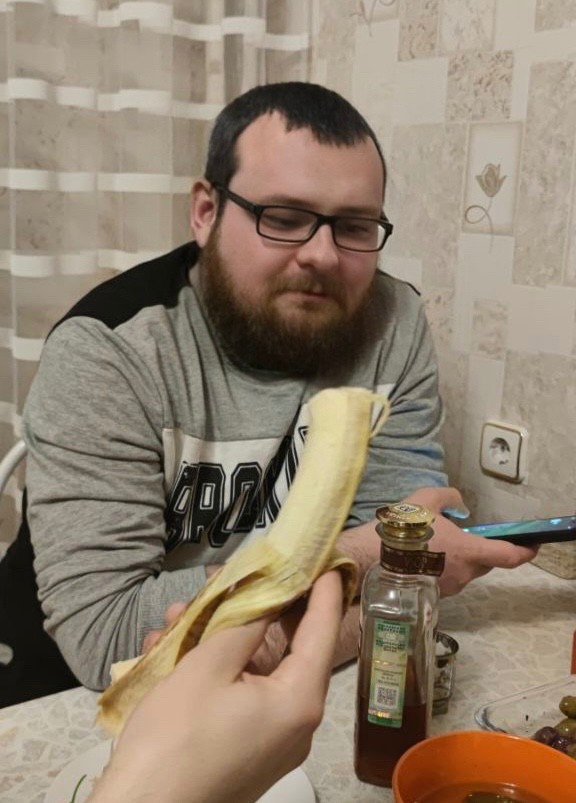 Create meme: banana is funny, male , banana me