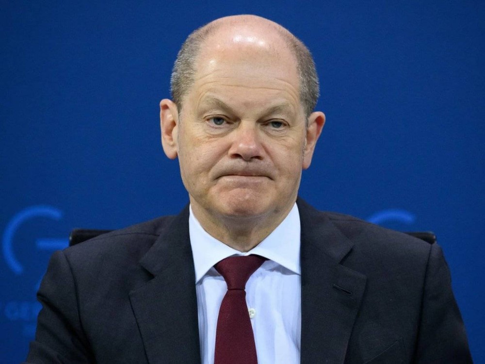 Create meme: Chancellor of Germany Scholz, Scholz is the Chancellor of Germany, scholz chancellor