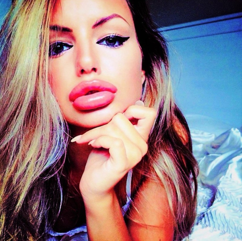Create meme: eva knyazeva mukly, girls with inflated lips are beautiful, girls with enlarged lips