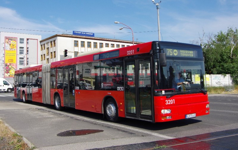 Создать мем: автобусный транспорт, mercedes-benz citaro, solaris urbino 12 iv