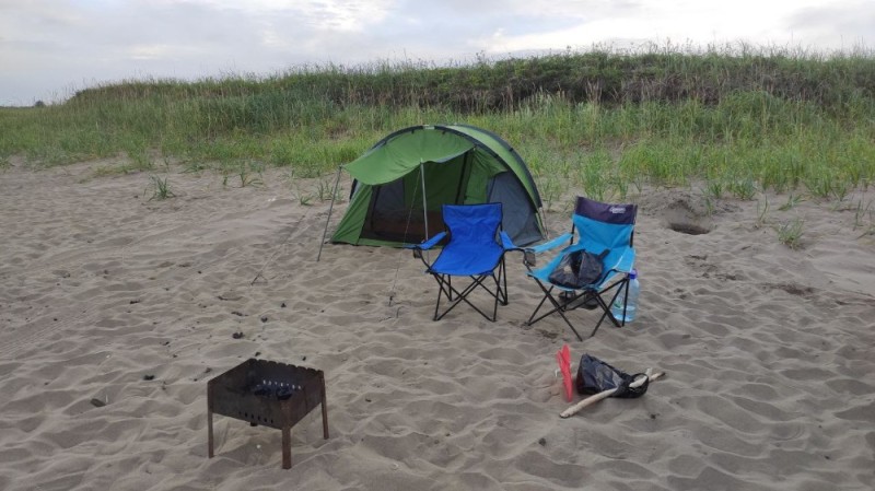Create meme: camping with tents, awning for recreation, tent on the sea