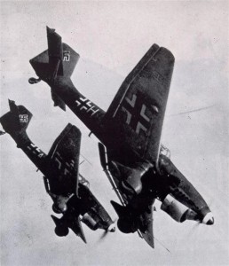 Создать мем: junkers ju 87 stuka, ju-87 stuka над польшей, эскадрилья ju-87