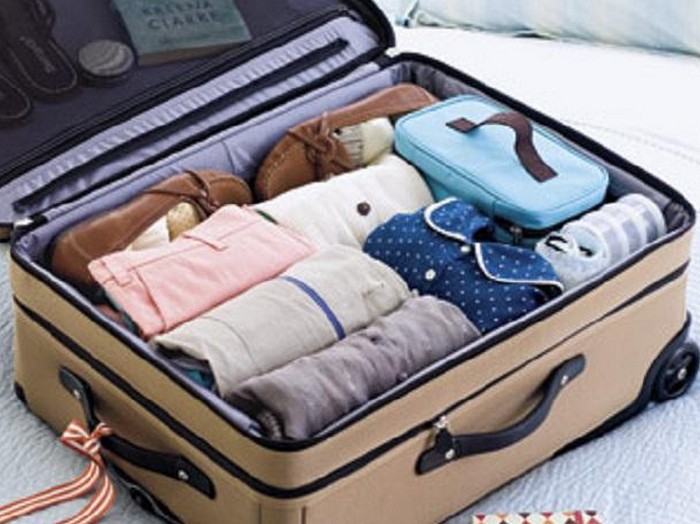 Create meme: things in the suitcase, packed suitcases with things, compact packing of things in a suitcase