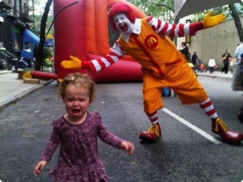 Create meme: Ronald McDonald , Ronald McDonald the clown runs away, scary clown