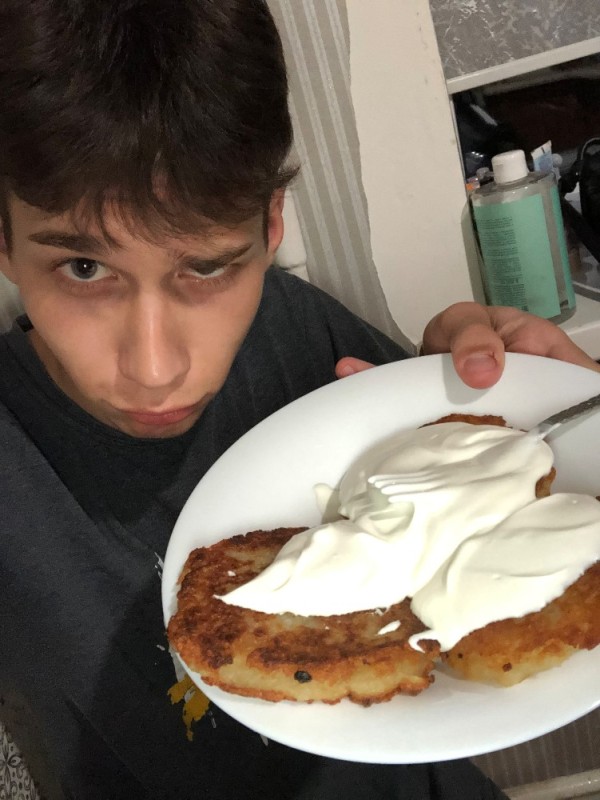 Create meme: homemade cheesecakes, pancakes on kefir, Breakfast 