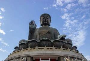 Создать мем: будда статуя, большой будда гонконг закат, большой будда