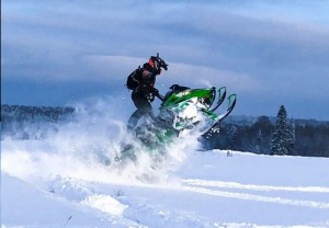 Создать мем: arctic cat inc., снегоход arctic cat m8000 hcr, снегоход arctic cat