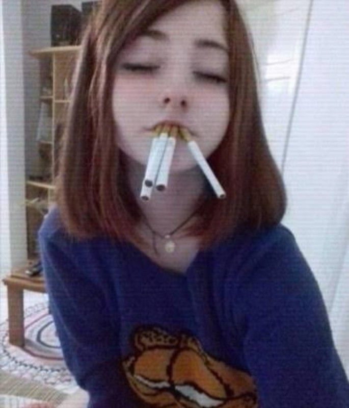 Create meme: tyanka smokes, Smoking girl, people 