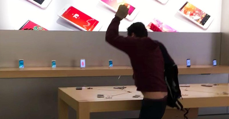 Создать мем: айфон из франции, игра летает красный apple store, продукция apple