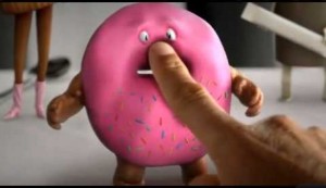Создать мем: игрушка, реклама орбит антонио бандерас, пончик