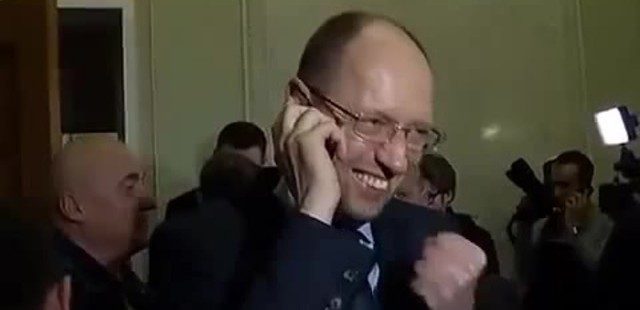 Create meme: Arseniy Yatsenyuk, yatsenyuk yulia, Sofa general staff carat