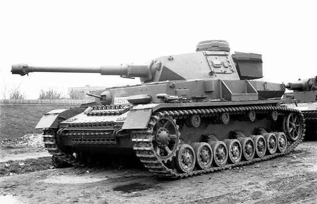 Создать мем: pzkpfw i, тигр немецкий танк, немецкий танк т3