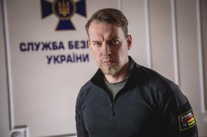 Создать мем: сериалы, дмитрий гордон и навальный, фильм про агентов фсб