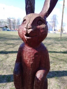 Create meme: sculpture, the chainsaw carving wood sculpture large, outdoor wooden sculptures bear