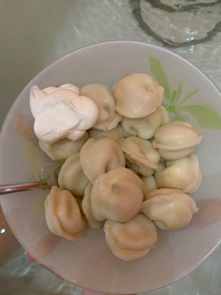 Create meme: homemade dumplings, dumplings bulmeni, boiled dumplings