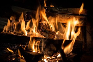 Create meme: Saratov fire jelly 30 Dec 2018, burning bath, apartment fire