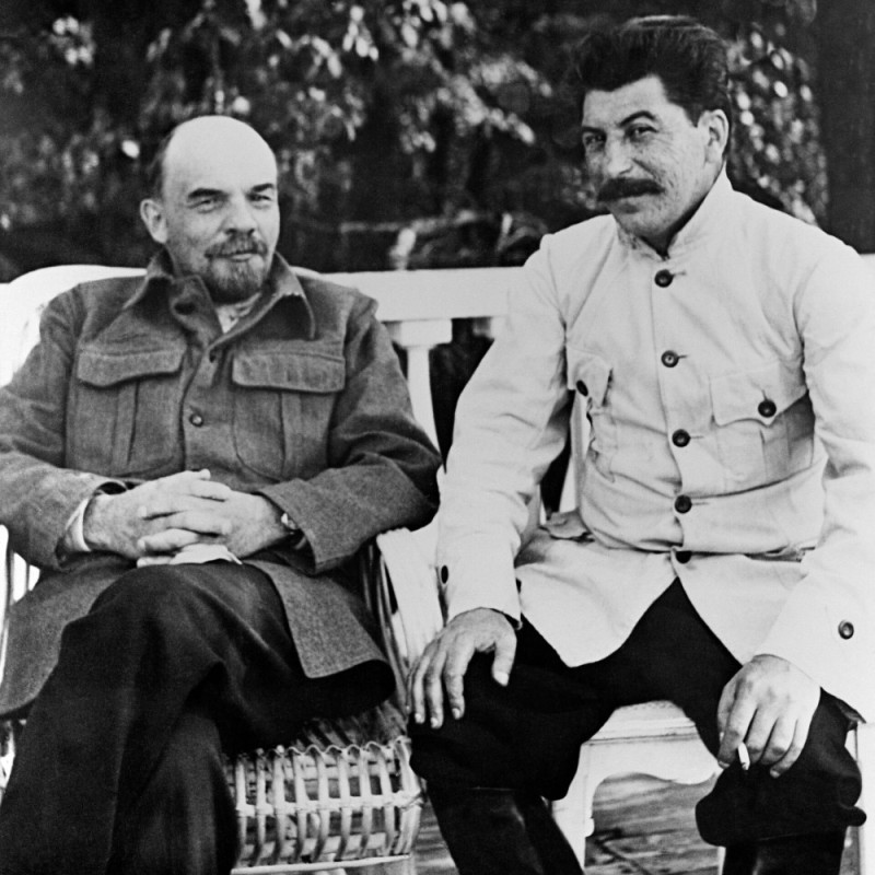 Создать мем: ленин и сталин в горках 1922, сталин иосиф виссарионович и ленин, иосиф сталин и ленин