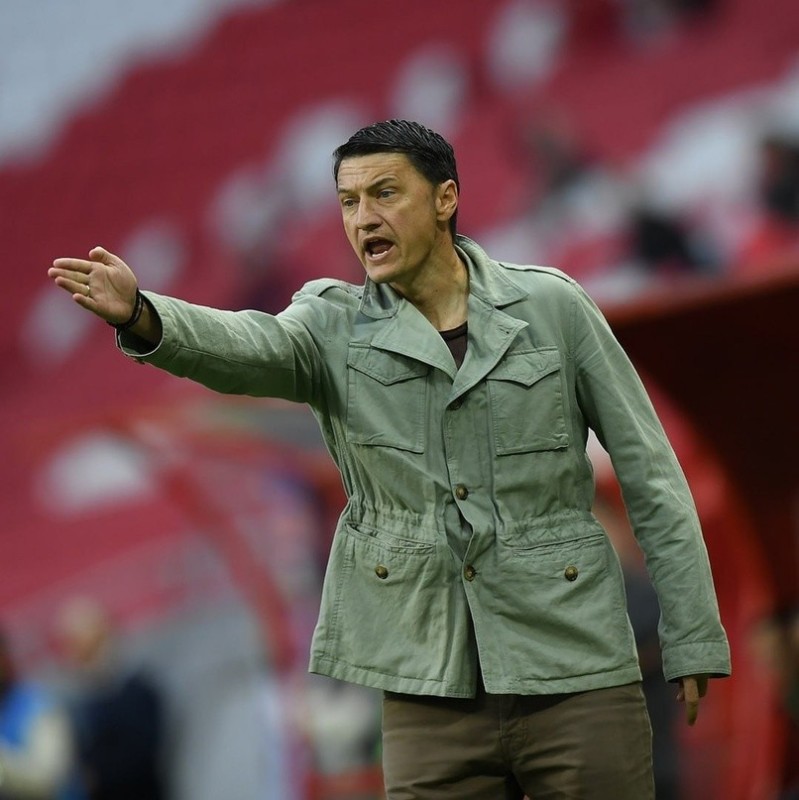 Create meme: Ivich is the coach of Krasnodar, russian football Premier League, Alexis Sanchez