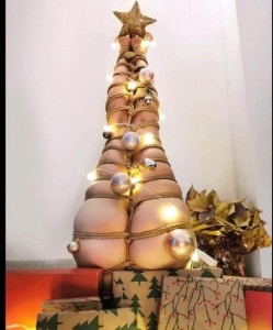 Create meme: decorated Christmas tree, tree, Christmas tree